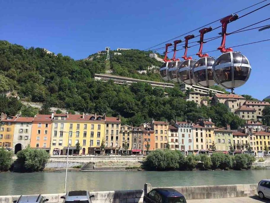 O Calme Cosy - Jardins Et Villes - Experience Unique - Wifi Gratuit - Parking Gratuite Grenoble Bagian luar foto